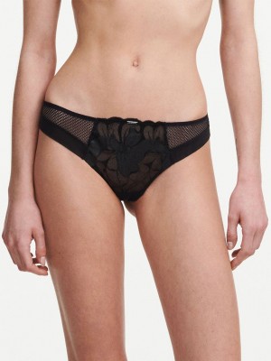 Black Women Chantelle Fleurs Signature Thong Panty | JAX7941AU