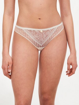 White Women Chantelle New Romance Thong Panty | UTB7788XS