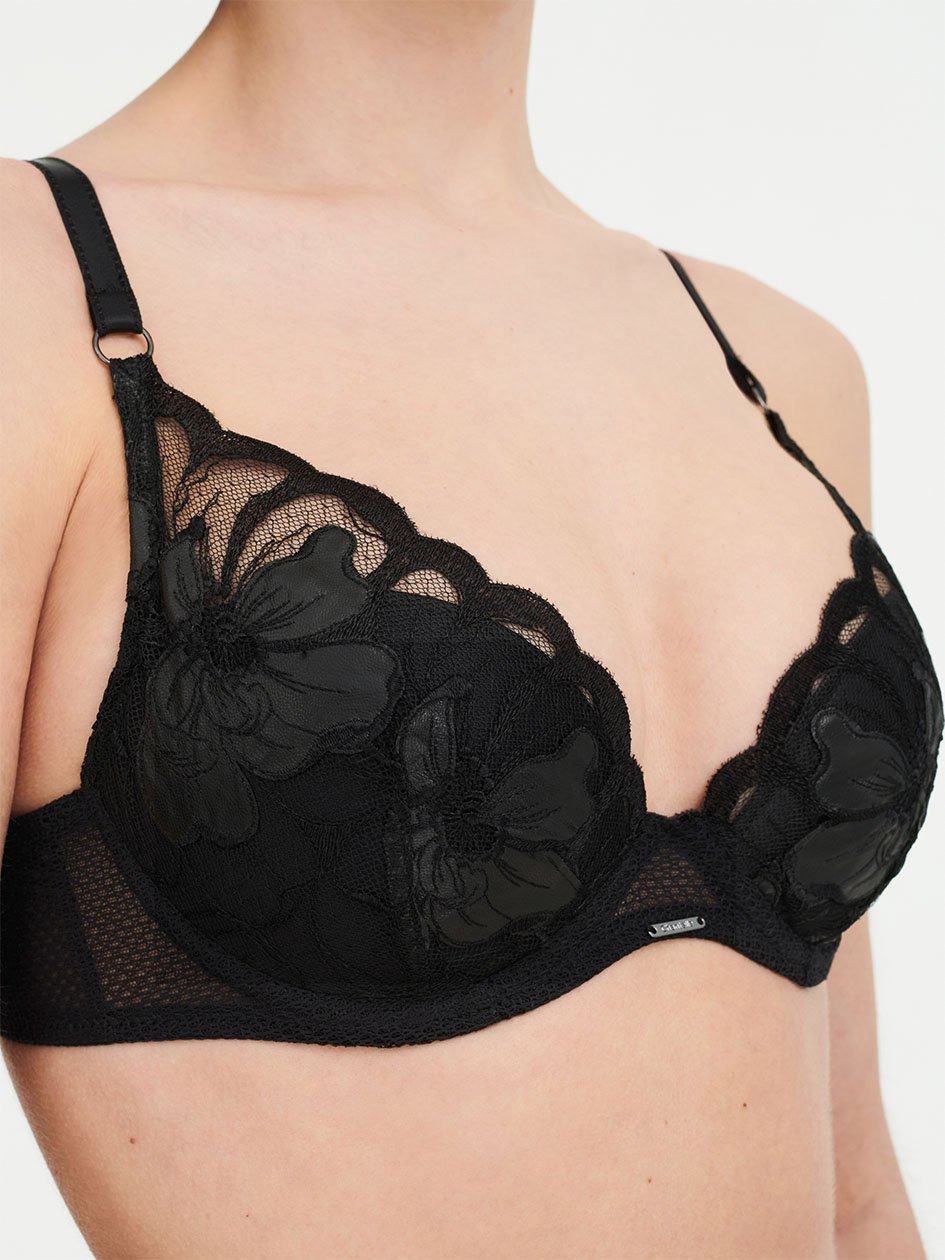 Black Women Chantelle Fleurs Signature Plunge Bras | TCC885HB