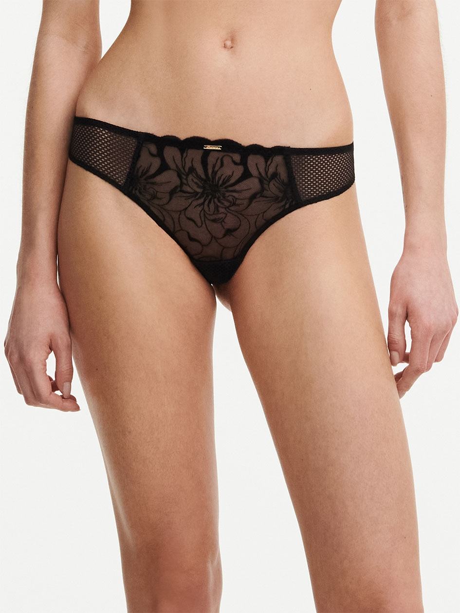 Black Women Chantelle Fleurs Thong Panty | GGB5889VC