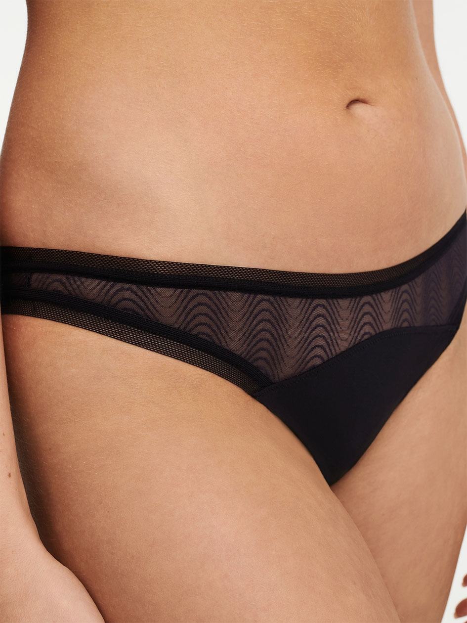 Black Women Chantelle Romane Thong Panty | CBX459SO