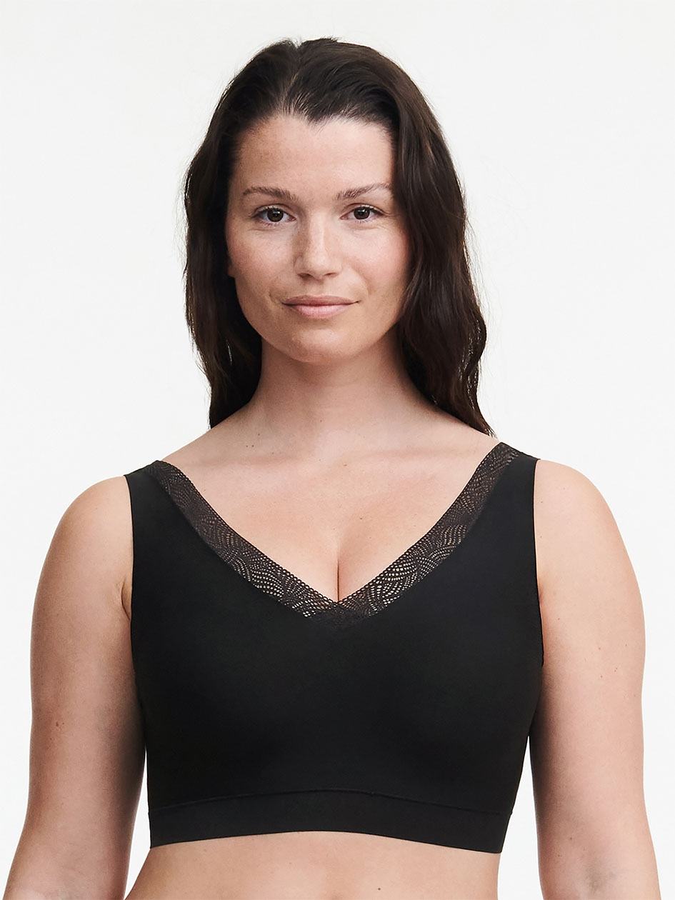 Black Women Chantelle SoftStretch Padded Top with Hook and Eye Sports Bra | ZEA3222QO