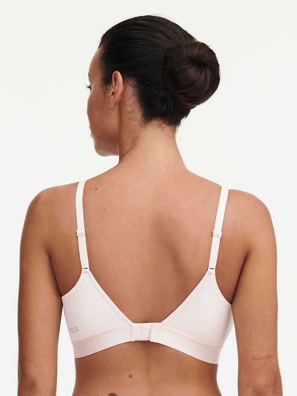 White Women Chantelle Smooth Lines Back Smoothing Wireless Bras | XTR4196OK